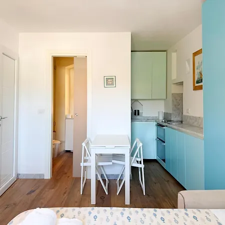 דירה Comfortable And Cute Flat With A Sea View Monolocale Vista Mare לריצ'י