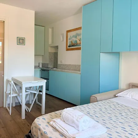 Comfortable And Cute Flat With A Sea View Monolocale Vista Mare דירה לריצ'י